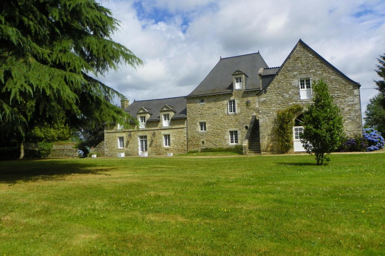 Manoir De Saint-Fiacre Bed & Breakfast Malansac Exterior foto