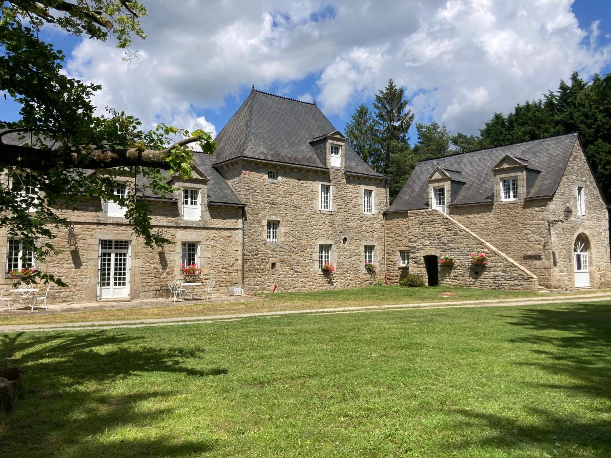 Manoir De Saint-Fiacre Bed & Breakfast Malansac Exterior foto